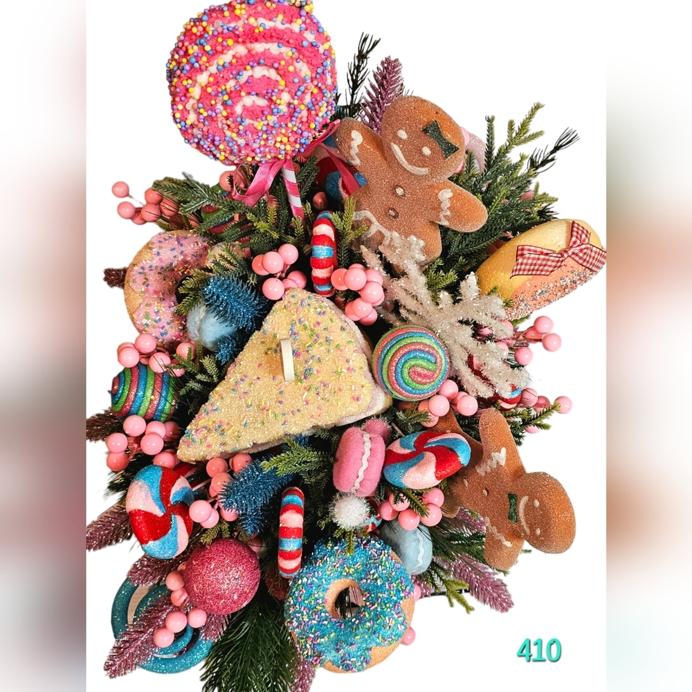 Candyland Christmas centerpiece